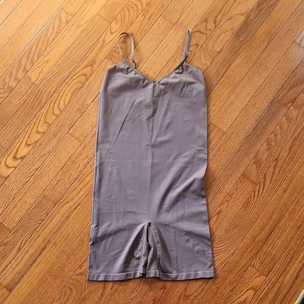 Babaton shapewear onesie